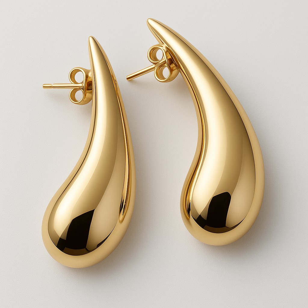 Brinco Gota Lisa Alongada Dourado