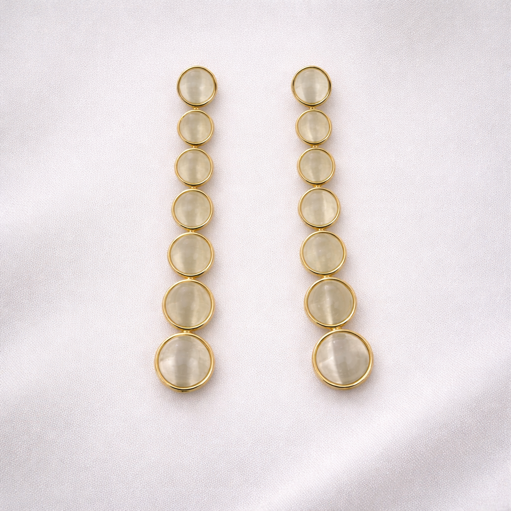 Brinco Alongado com Esferas de Olho de Gato - Imagem 4